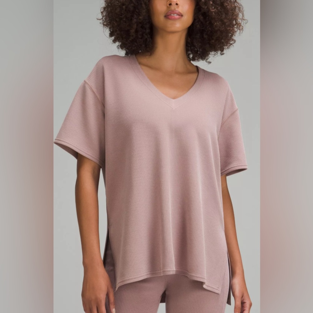 NWT Lululemon Ribbed Softstreme Relaxed-Fit T-Shirt